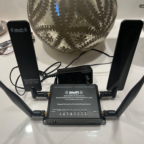 Mofi internet router - Picture 3 of 4